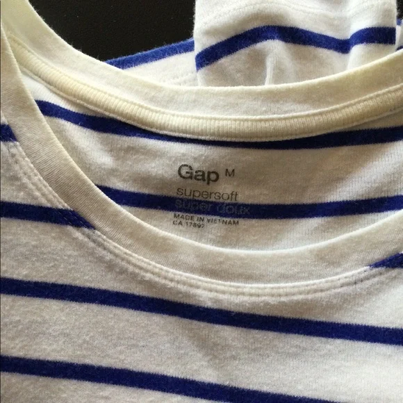 Top - Picture 2 of 3